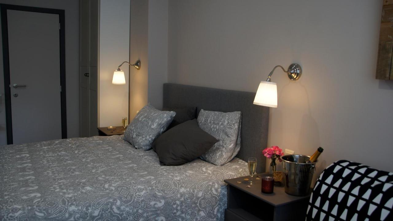 Les Petits Nids De Nina 2 Apartment Fosses-La-Ville ภายนอก รูปภาพ